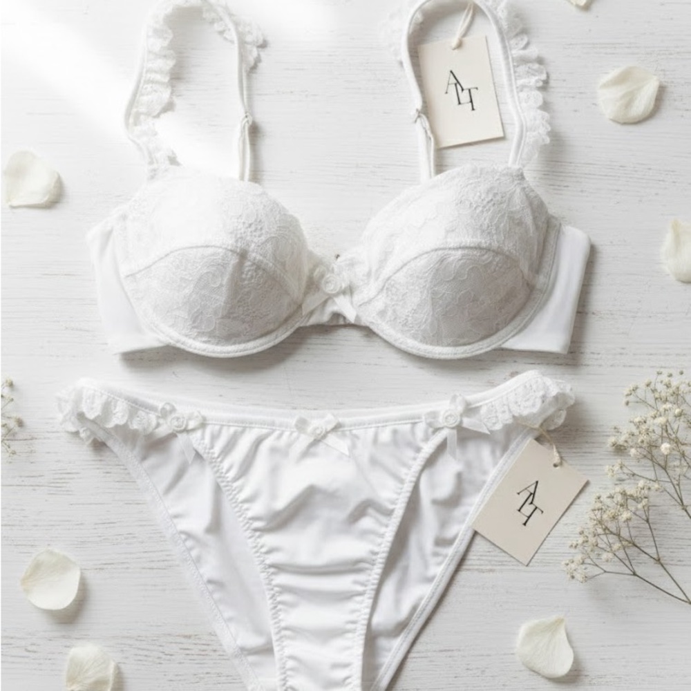 WHITE BIKINI SET